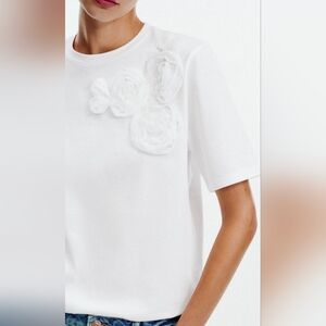 Women's Cotton Basic Top with Floral Side Detail Size L NWT ZARA